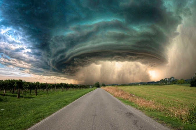 هذا ما يحمله لك حلم الإعصار من تفسيرات!