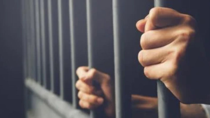 ابن قتل أمه في مصر خنقاً… إليكم تفاصيل الجريمة المروعة!