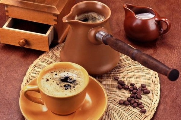 بالخطوات التفصيلية… إليكِ طريقة تحضير القهوة التركية ذات رغوة مثالية!