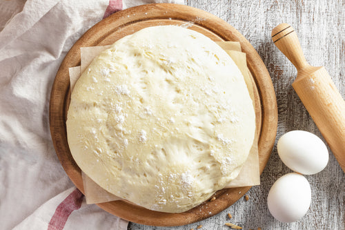 ما هي الطريقة الصحيحة التي يجب أن تعتمديها لتفريز العجينة؟