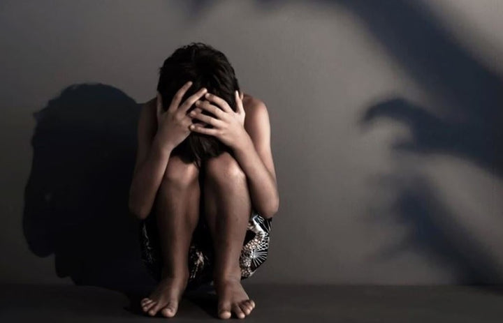 طبيب يعتدي جنسياً على بناته الثلاث في مصر… لن تصدّقوا ما فعله!